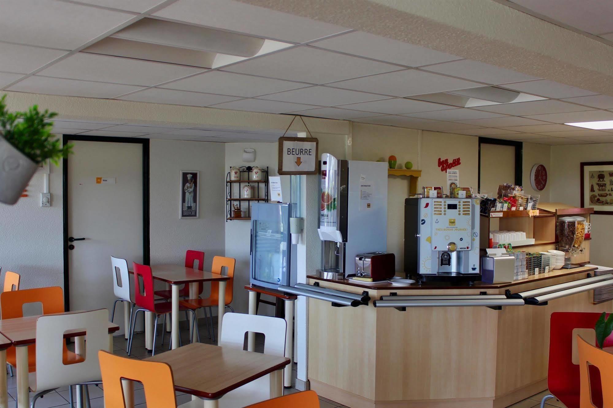 Premiere Classe Chateauroux - Saint Maur Bagian luar foto